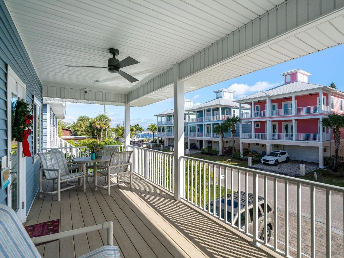 Welcome To Mermaid Bay Vacation Rental - 261 Delmar Home Fort Myers Beach Exterior foto